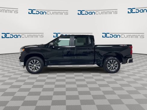 Used 2025 Chevrolet Silverado 1500 LT AWD/4WD image 5