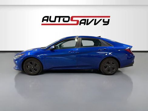 Used 2023 Hyundai Elantra SEL FWD image 4