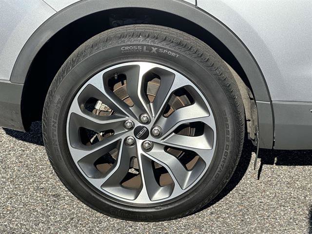 Used 2022 Lincoln Nautilus Reserve AWD/4WD image 7