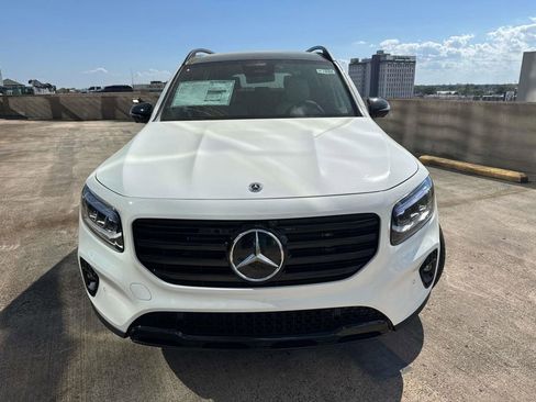 New 2026 Mercedes-Benz GLB 250 image 2