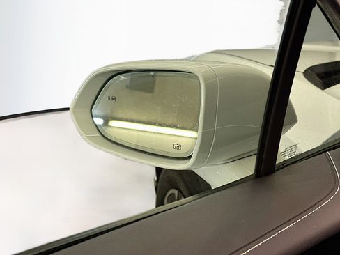 Used 2024 Chevrolet Blazer EV LT AWD/4WD image 16