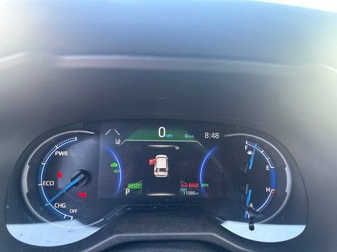 Used 2024 Toyota RAV4 SE AWD/4WD image 11