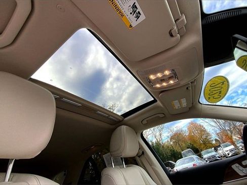 Used 2025 Mercedes-Benz GLE 350 4MATIC image 11