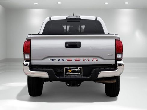 Used 2019 Toyota Tacoma TRD Off-Road image 7