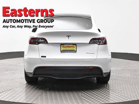 Used 2020 Tesla Model Y Long Range image 6