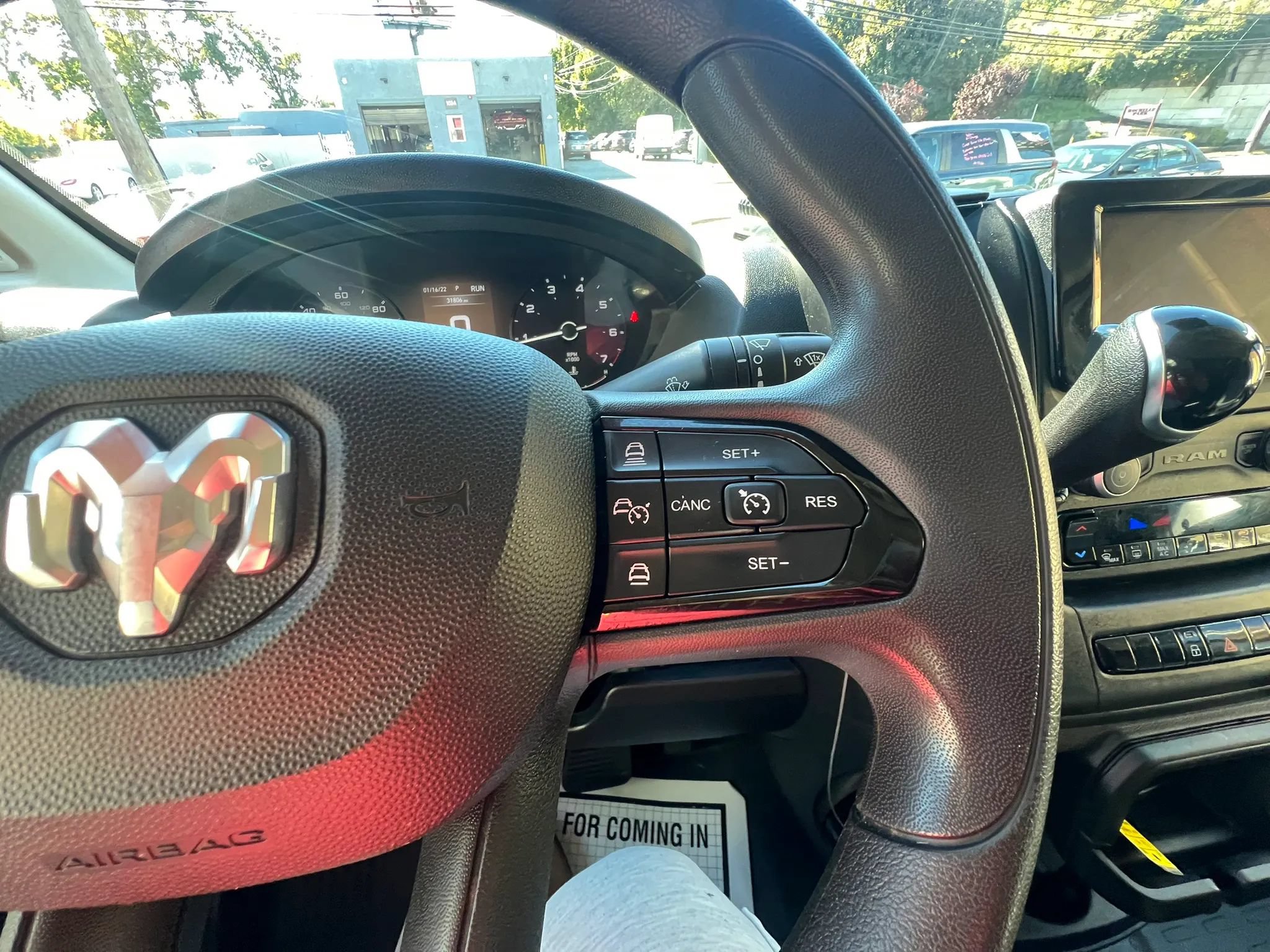 Used 2025 RAM ProMaster 3500 w/ Convenience Group FWD image 23