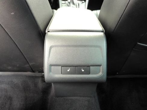 Used 2022 Volkswagen Jetta SEL FWD image 25
