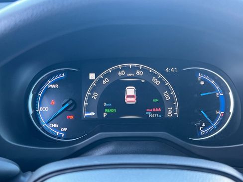 Used 2023 Toyota RAV4 LE image 23