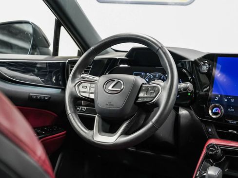 Certified 2025 Lexus NX 350 AWD w/ Accessory Package (2T) image 15