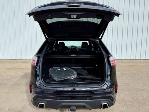 Certified 2024 Ford Edge ST w/ Cargo Accessory Package image 15