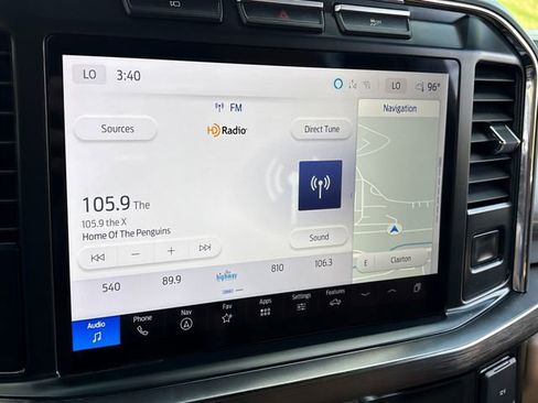 Used 2024 Ford F250 Lariat w/ Sport Appearance Package AWD/4WD image 17