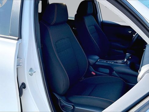 Used 2025 Honda HR-V Sport image 29