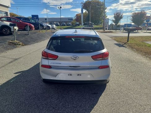 Used 2018 Hyundai Elantra GT w/ Style Package 02 FWD image 7