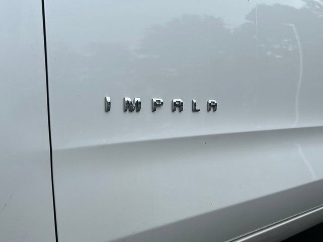 Used 2016 Chevrolet Impala LT w/ Convenience Package FWD image 14