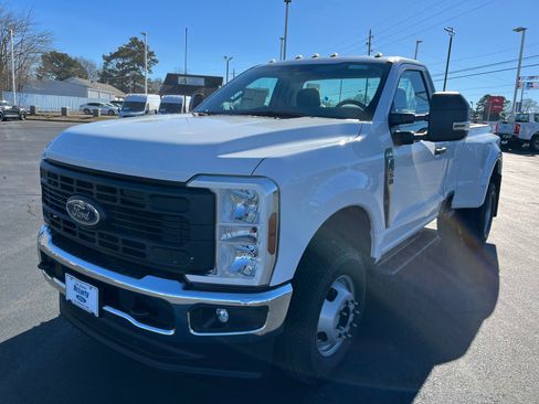 New 2026 Ford F350 XL w/ FX4 Off-Road Package image 9