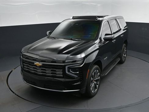Used 2026 Chevrolet Tahoe High Country w/ Sun And Tow Package RWD image 32