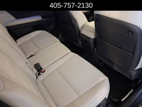 Used 2024 Hyundai Santa Fe Limited image 8