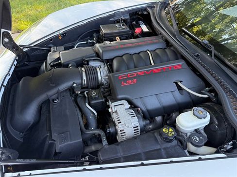 Used 2013 Chevrolet Corvette Coupe w/ 3LT Preferred Equipment Group RWD image 60
