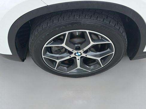 Used 2019 BMW X1 sDrive28i FWD image 35
