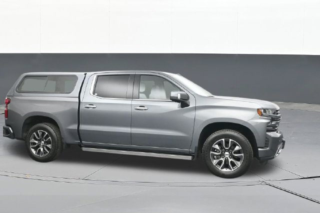 Used 2021 Chevrolet Silverado 1500 High Country w/ Technology Package RWD image 18