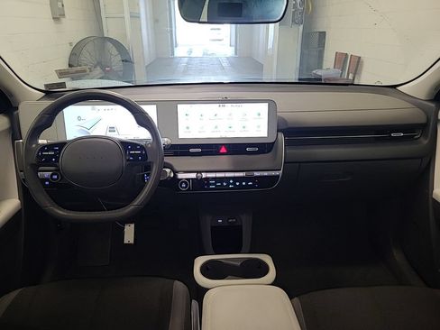 Used 2024 Hyundai Ioniq 5 SEL AWD/4WD image 9