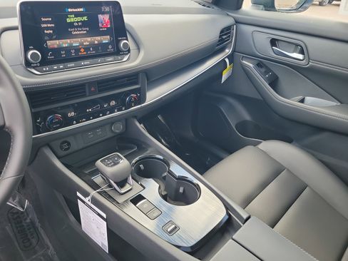 New 2026 Nissan Rogue SV image 33