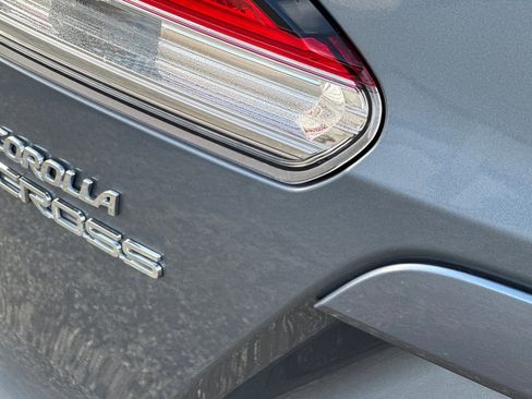 Used 2022 Toyota Corolla Cross L image 27