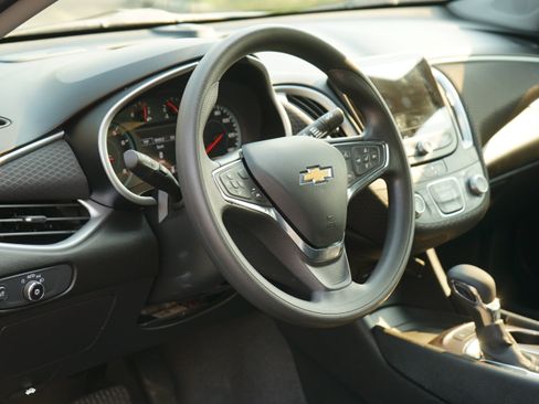 Used 2023 Chevrolet Malibu LS w/ Driver Confidence Package FWD image 18