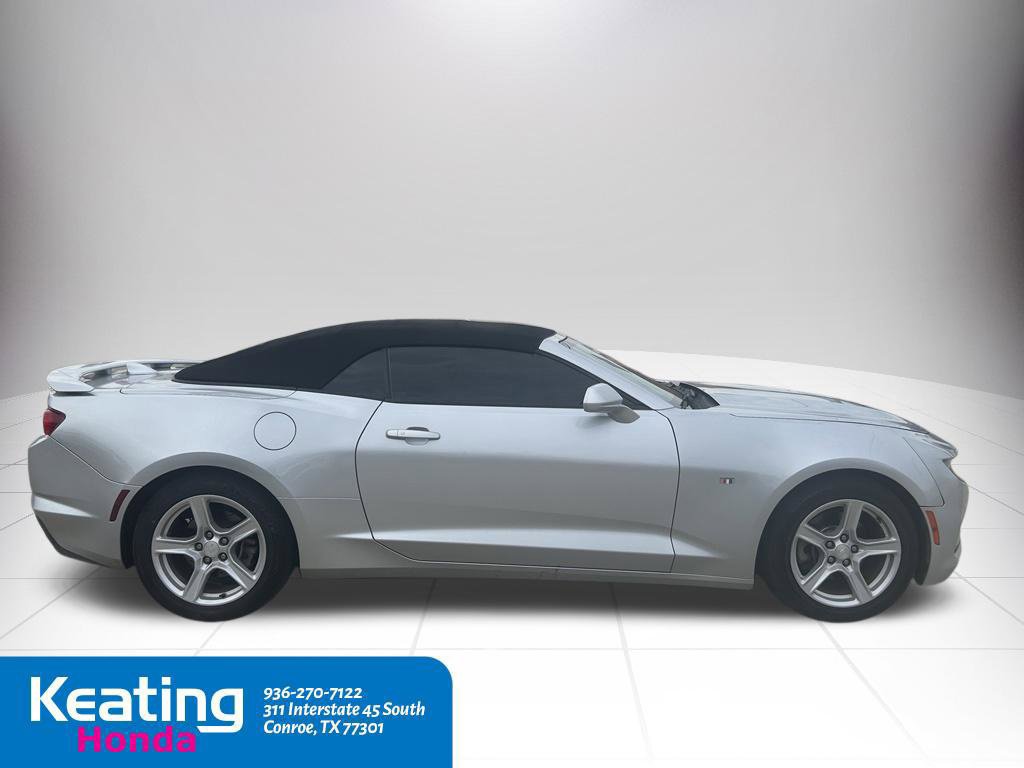 Used 2019 Chevrolet Camaro LT RWD image 7