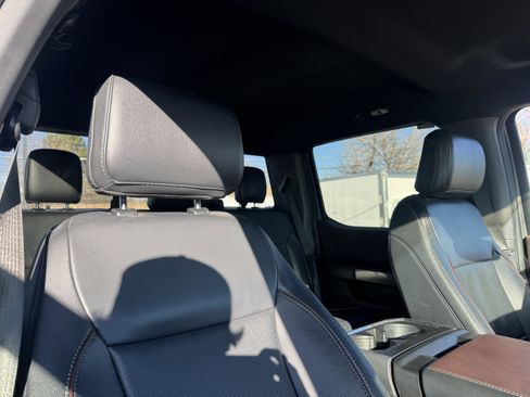 Used 2022 Ford F150 Lariat image 20