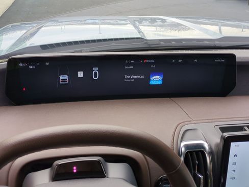 Used 2025 Ford Expedition King Ranch image 21