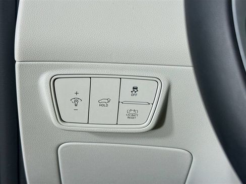 Certified 2024 Hyundai Tucson Limited AWD/4WD image 21
