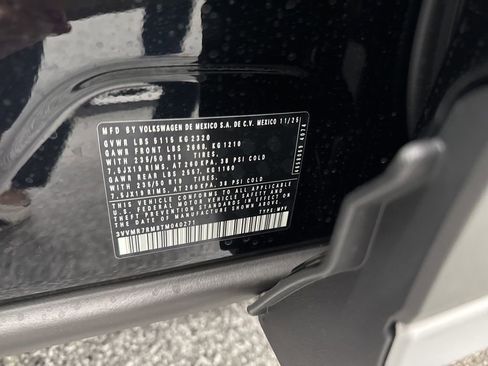 New 2026 Volkswagen Tiguan SE AWD/4WD image 38