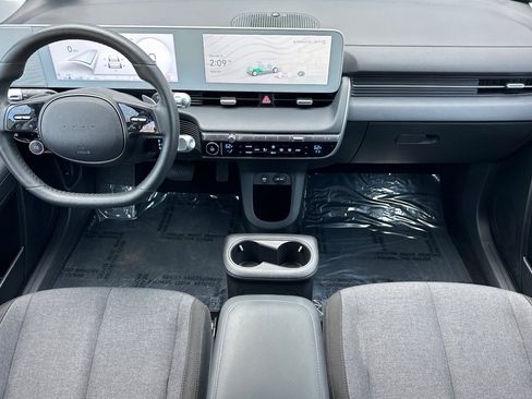 Used 2024 Hyundai Ioniq 5 SEL image 15