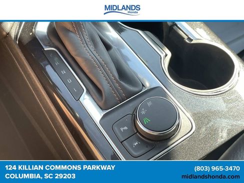 Used 2020 Chevrolet Blazer Premier w/ Driver Confidence II Package FWD image 33
