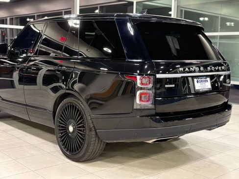 Used 2018 Land Rover Range Rover Supercharged image 15