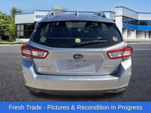 Used 2018 Subaru Impreza 2.0i Limited w/ Popular Package #2 AWD/4WD image 4