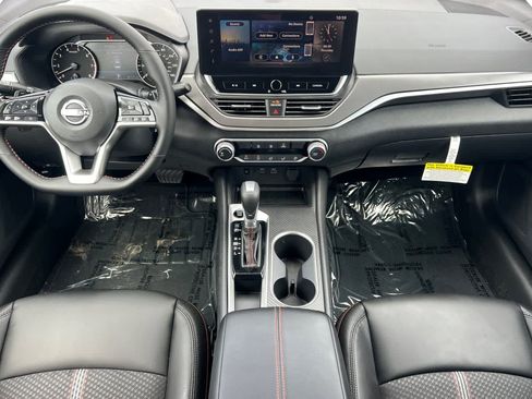New 2026 Nissan Altima 2.5 SR FWD image 4