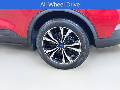 Certified 2022 Ford Escape SEL w/ SEL Stealth AWD Package image 7
