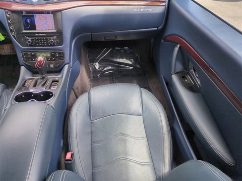 Used 2017 Maserati GranTurismo Convertible image 18