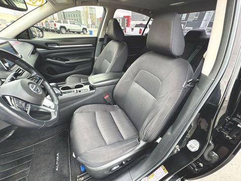 Used 2020 Nissan Altima 2.5 SV image 19