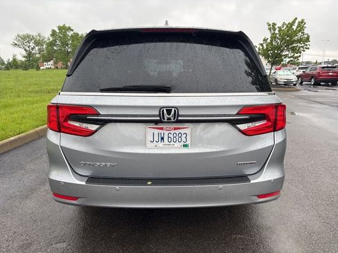 Used 2024 Honda Odyssey Touring image 9
