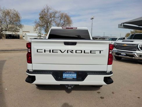 Used 2025 Chevrolet Silverado 1500 Custom image 5