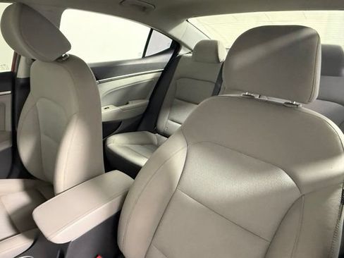 Used 2017 Hyundai Elantra SE w/ SE A/T Tech Package 03 FWD image 30
