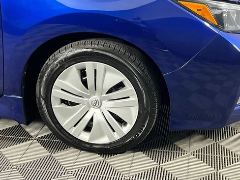 Used 2024 Nissan Leaf S image 7