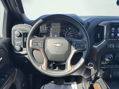 Used 2023 Chevrolet Silverado 2500 High Country w/ Technology Package AWD/4WD image 19