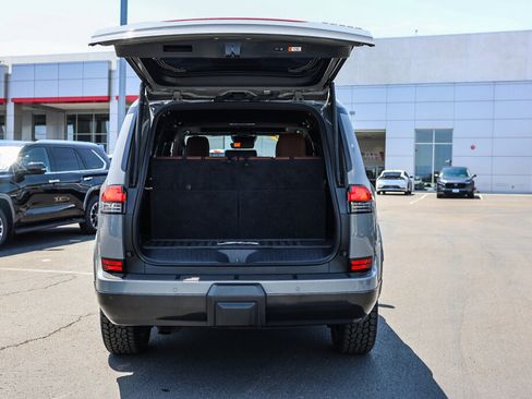 Used 2024 Lexus GX 550 AWD/4WD image 30