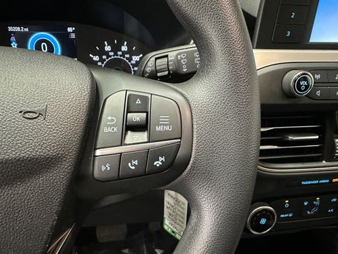 Certified 2022 Ford Escape S image 14