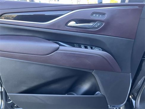 Used 2023 Cadillac Escalade Sport Platinum w/ LPO, ONYX Package image 23