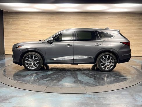 Used 2024 Acura MDX SH-AWD image 18